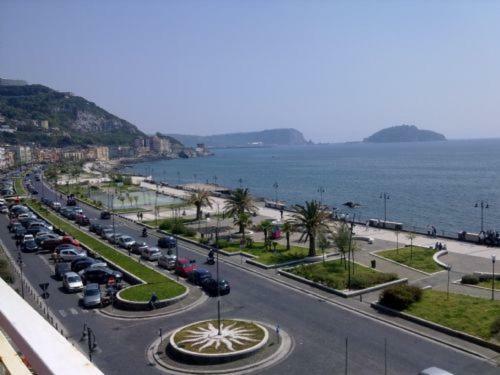 Posidonia Apartment Pozzuoli Exterior photo